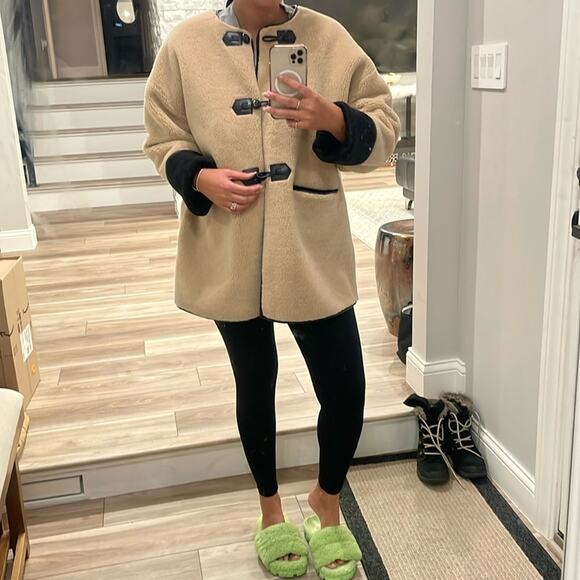 Rebecca Minkoff Shearling Toggle Jacket in Natural Sz L NWT - Picture 2 of 8